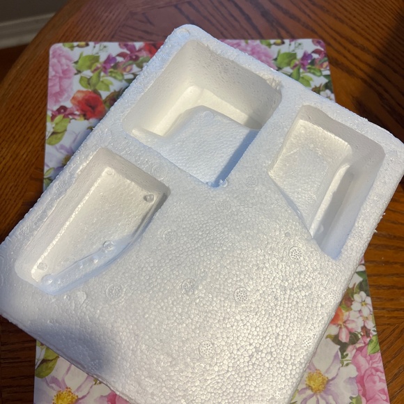 Santa Tea Light Holders - New In Box - Picture 6 of 13